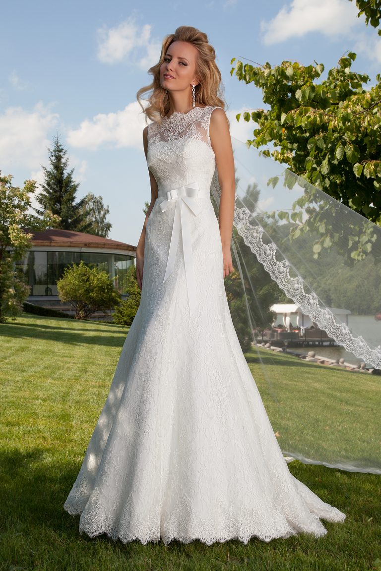 Robe De Mariée Sirène Droite Et Fourreau Oksana Mukha Paris
