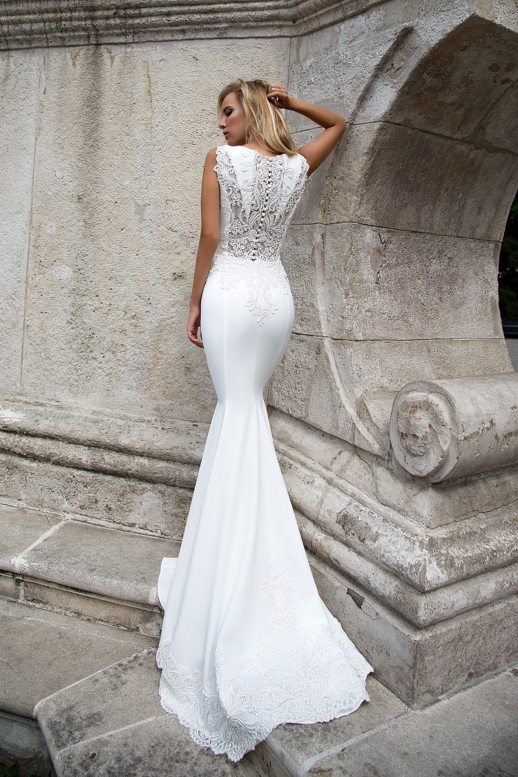 robe de mariee dos travaille