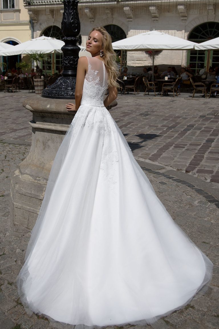 Robe de mariée A-Line en tulle et dentelle