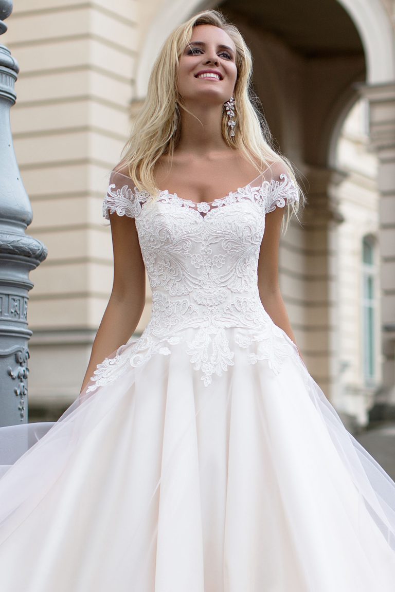 Robe de mariée dentelle