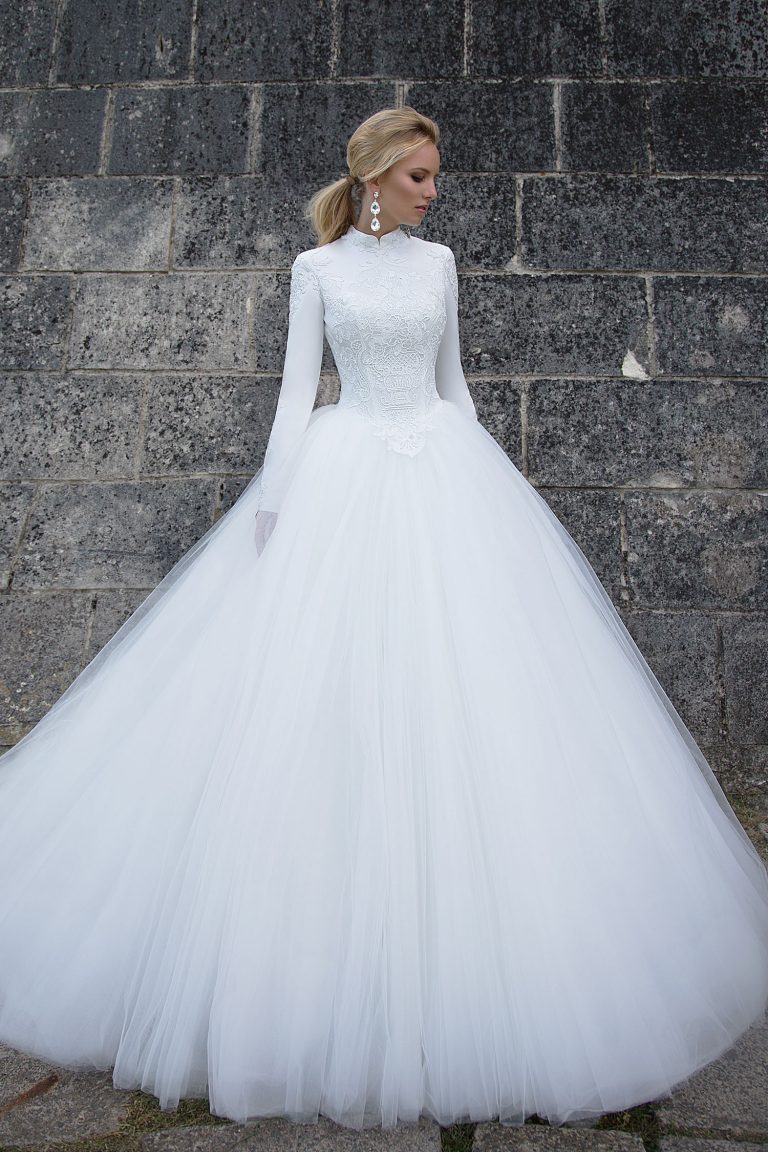 Robe de mariée couverte