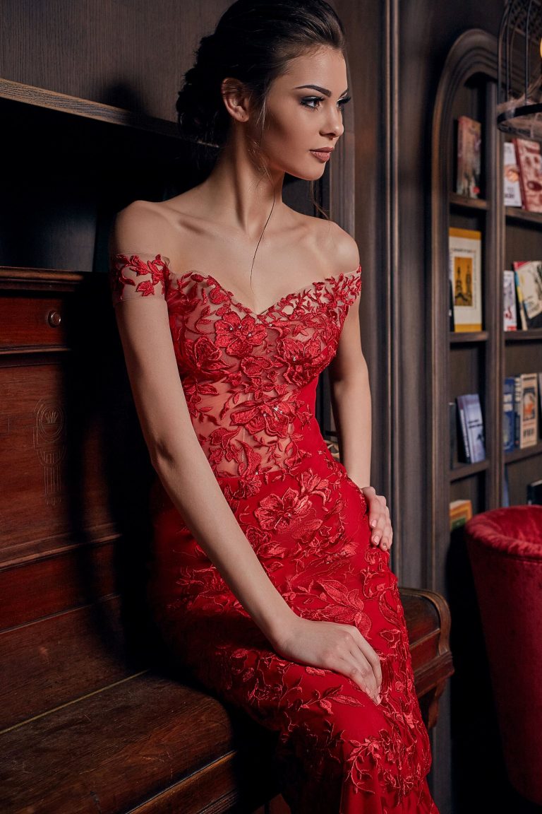robe de soirée sirène de luxe rouge Paris