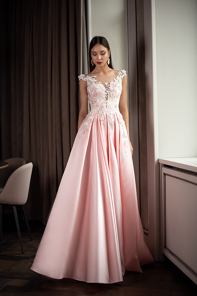 Robe de soirée longue en pastel