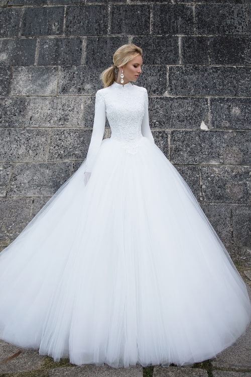 Robe de mariée couvrante