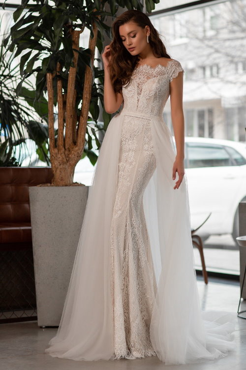 Robe de mariée en dentelle 