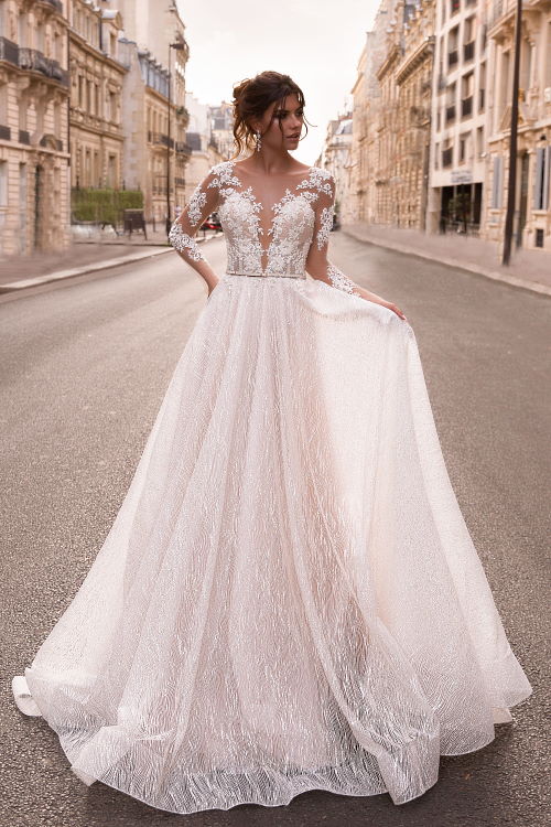 Robe de mariée décolleté en V