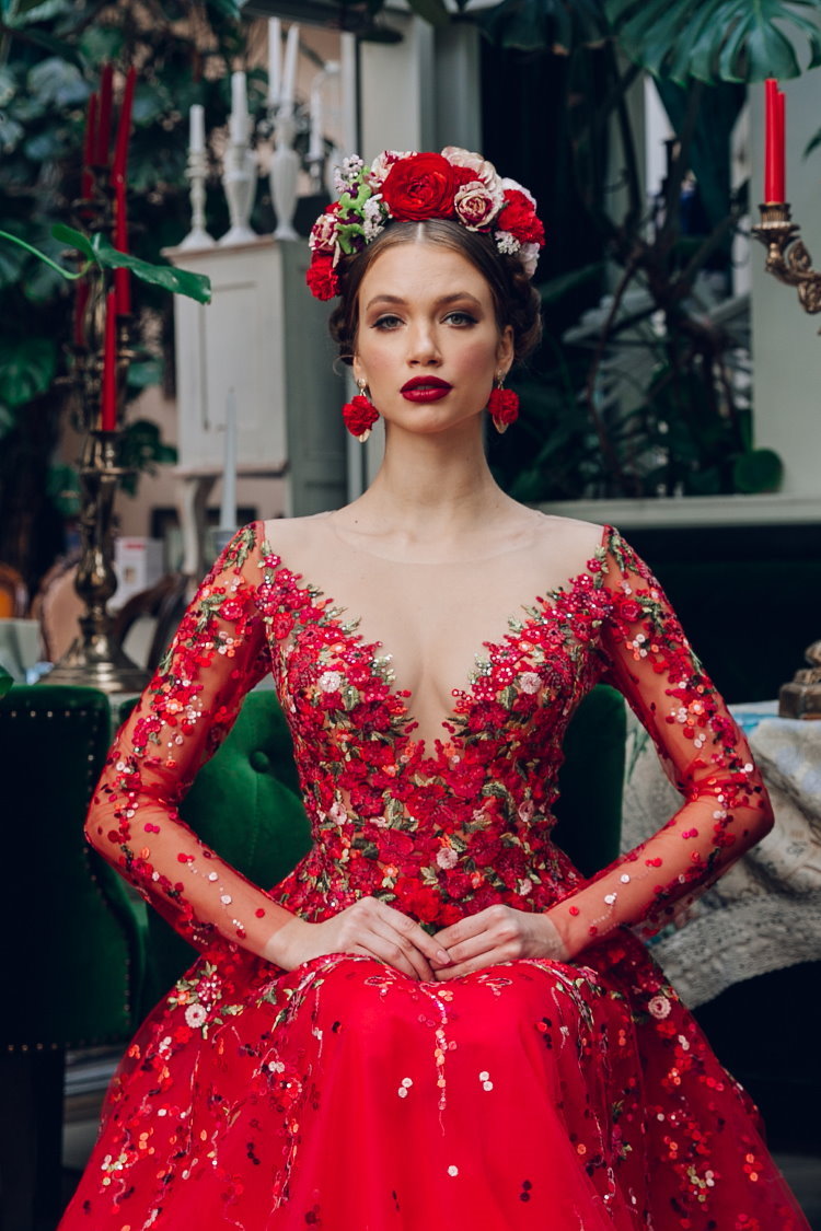 Robe de soirée brodée rouge - Oksana Mukha Paris