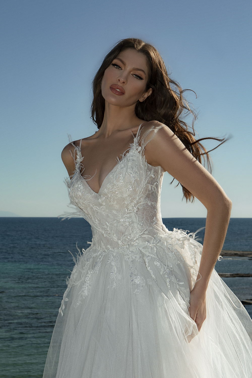 robe de mariee avec plumes 1