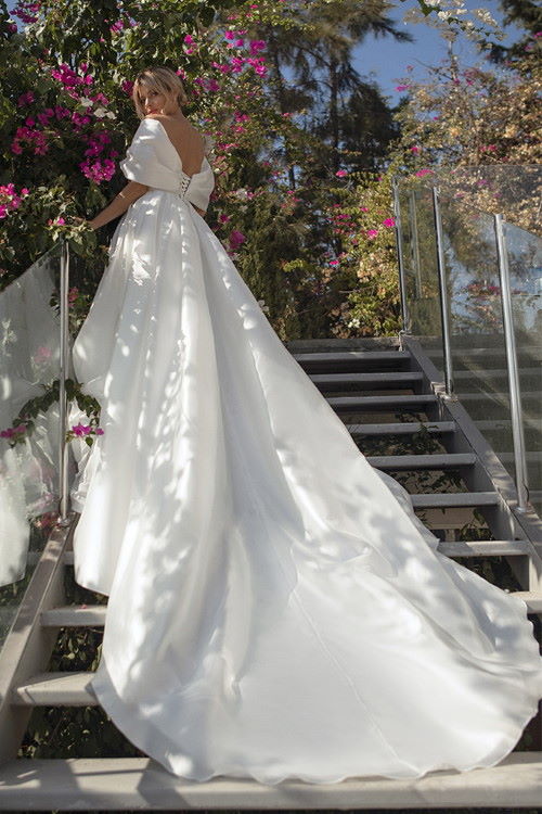 Robe de mariée en organza de soie