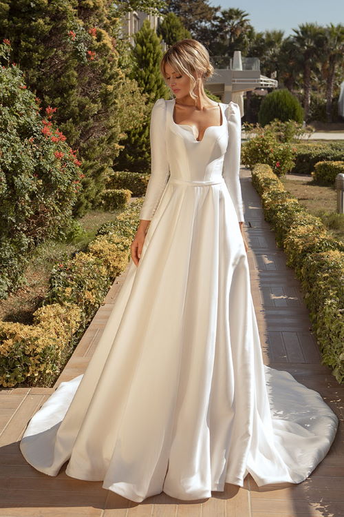 Robe de mariée couverte