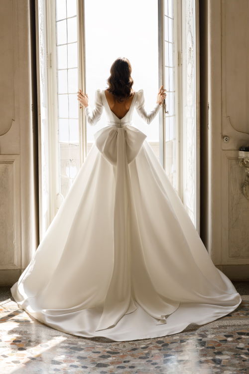 Robe en soie à manches longues