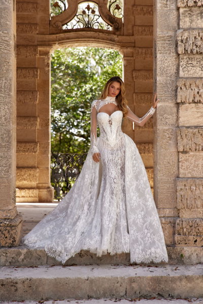 Robe en dentelle éclatante