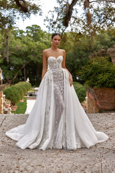 Robe de mariée avec overskirt