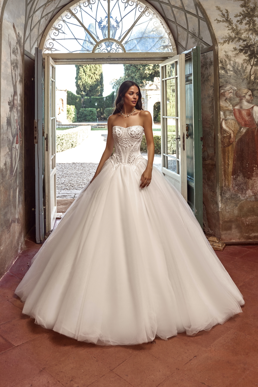 robe de mariee princesse avec bustier et jupe en tulle de soie